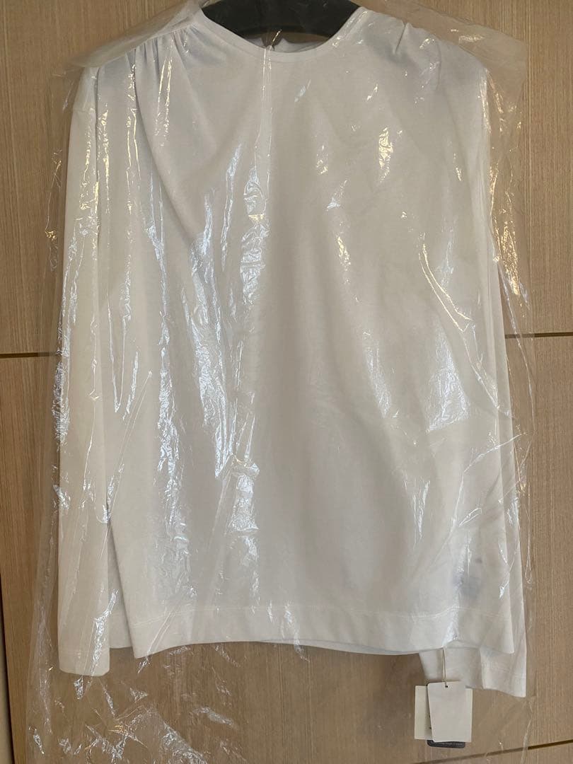 ⭐︎値下げ⭐︎新品未使用deres first class ロングスリーブ Tシャツ