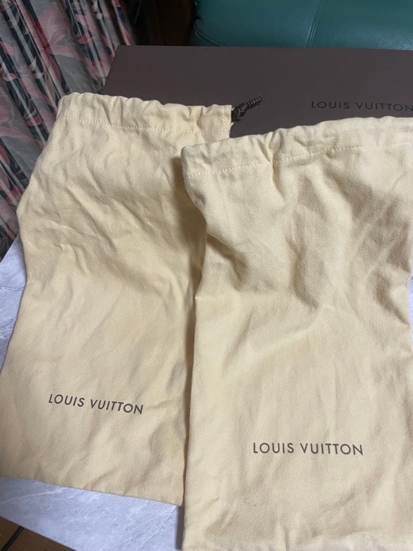 Louis Vuitton リボン付きミュール ダークグレー・ピンク
