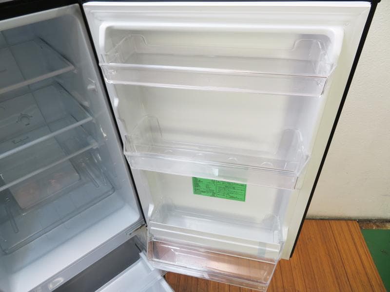 2022年製 おしゃれブラックカラー 156L 冷蔵庫 黒 EL05