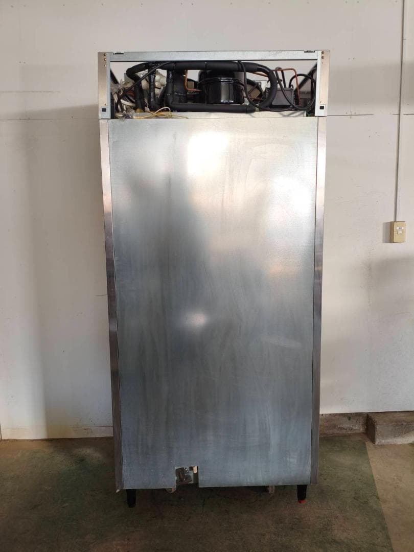 リーチインショーケースURN-094FM3（改）幅900奥行650高さ1970