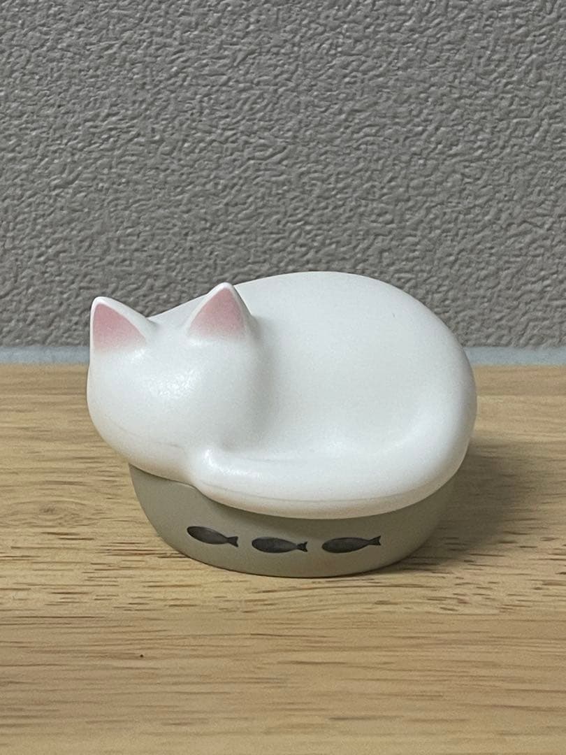 radius NEKO ワイヤレスイヤホン 猫型充電ケース