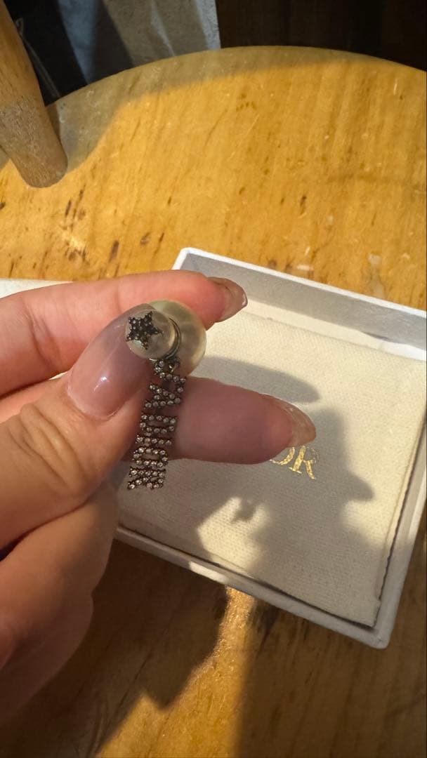 Dior パールクリスタル　片耳