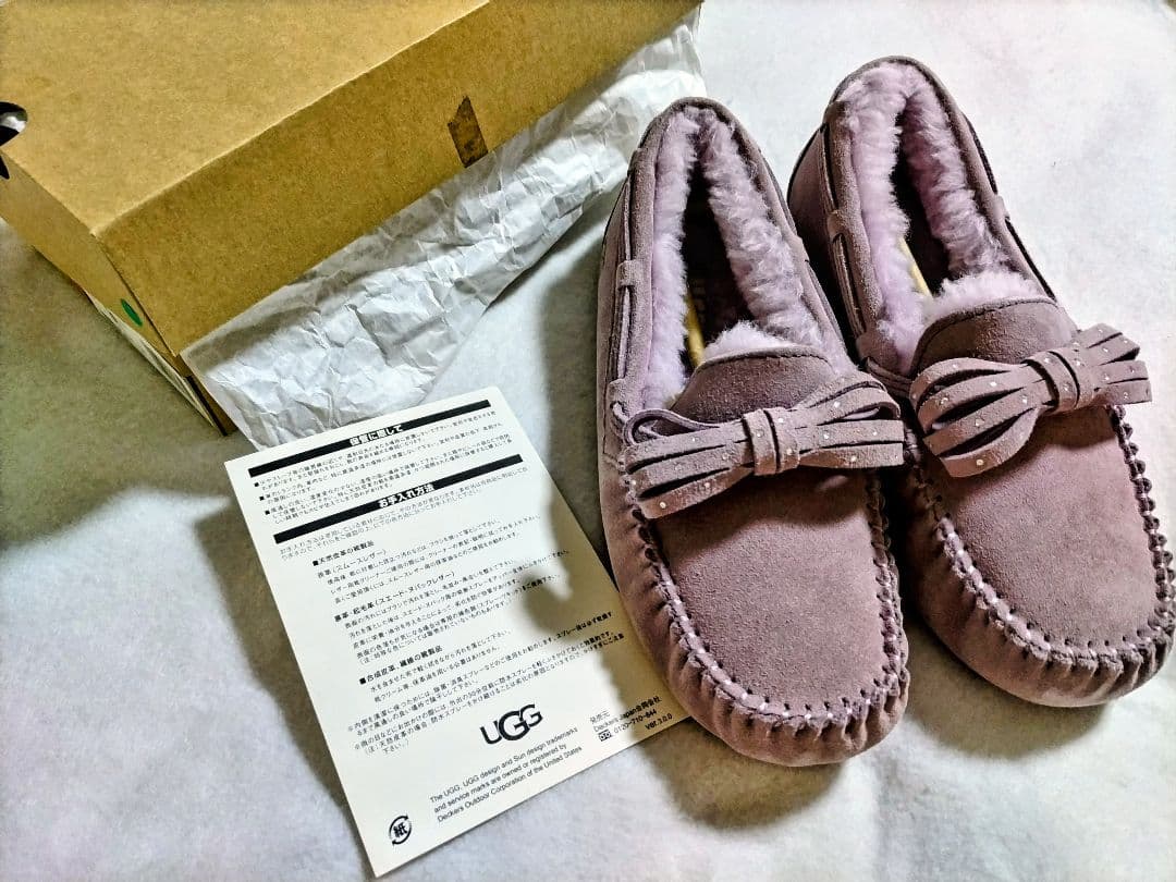 【新品箱入】UGG ムートン スリッポン DAKOTA　BRING　BOW　6
