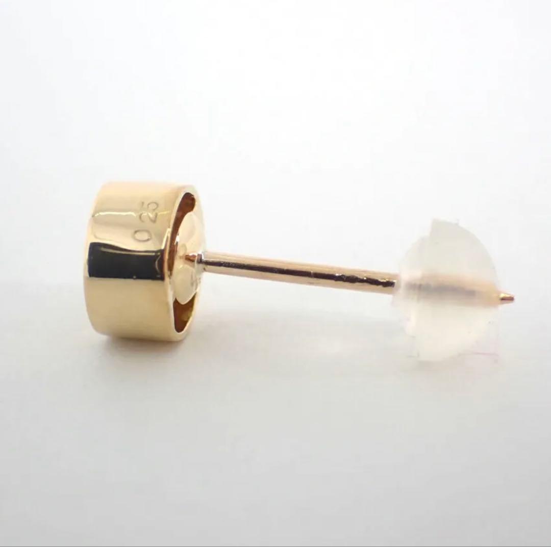 k18ダイヤモンドピアス　片耳　フクリン　覆輪　１／2セット