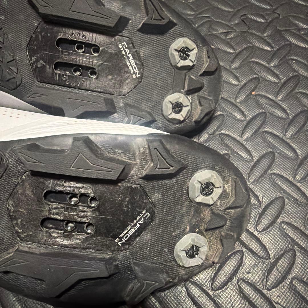 Shimano XC702シューズ ホワイト