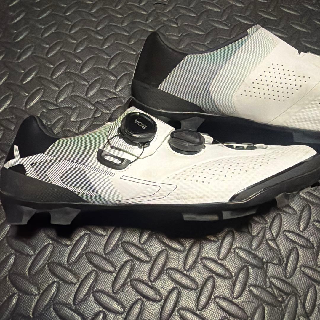 Shimano XC702シューズ ホワイト