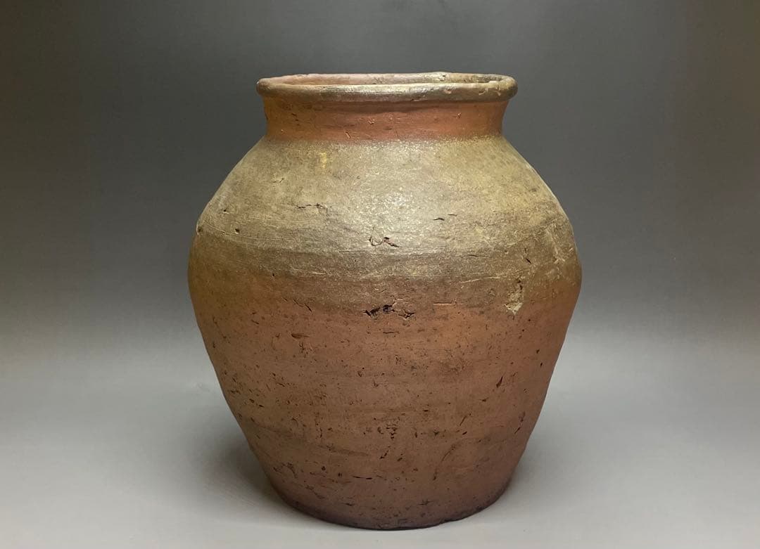 古備前　壺　焼鮫　L661
