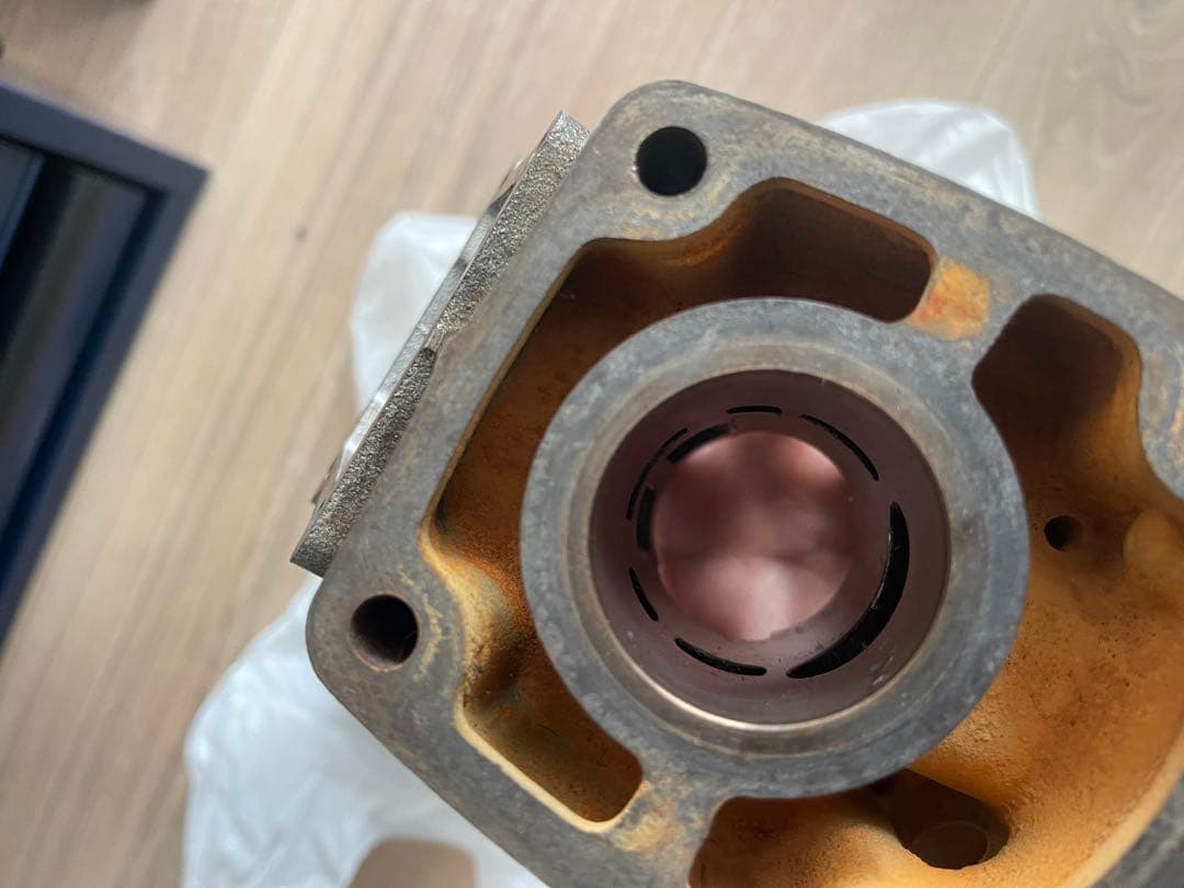 nsr50シリンダー　ヘッド