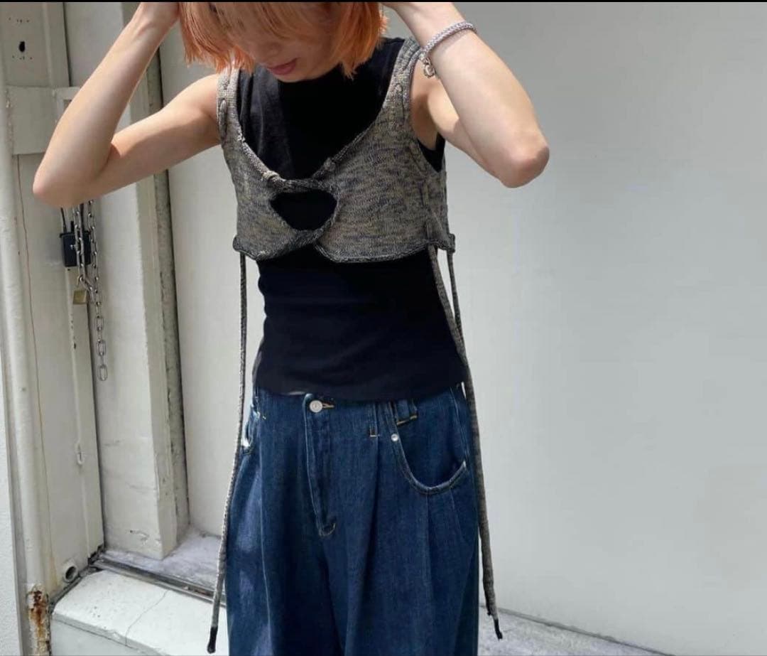 perverze ニット ビスチェ