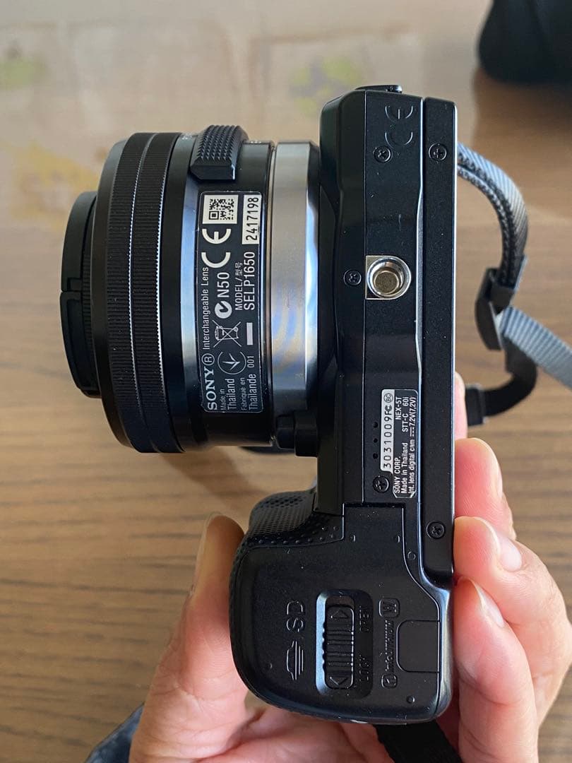 【美品】sony NEX-5T 16-50レンズ付き