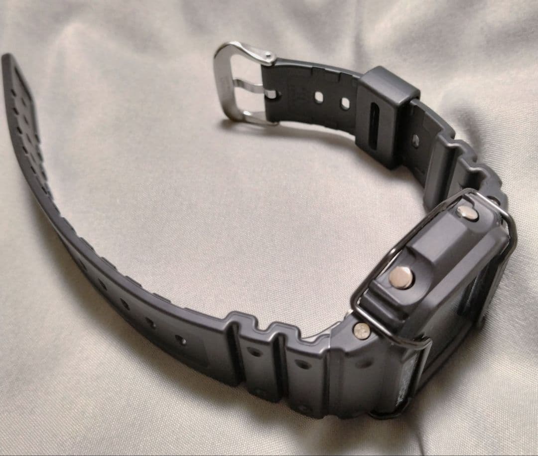 【美品】CASIO G-SHOCK G-5600UE タフソーラー