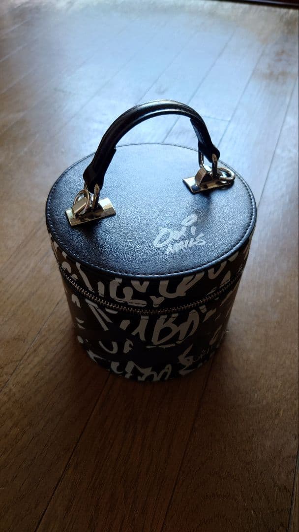 ネイルアート用品(筆など) ouinails