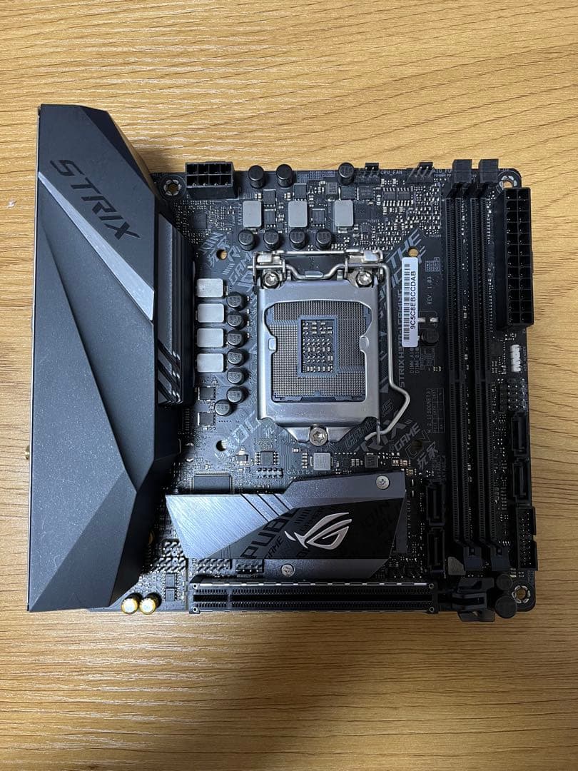 ASUS ROG STRIX H370-I GAMING マザーボード