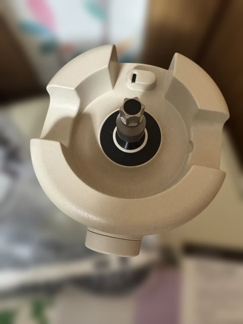 Hurom ジューサー ホワイト スロージューサー H310A ベージュ 美品