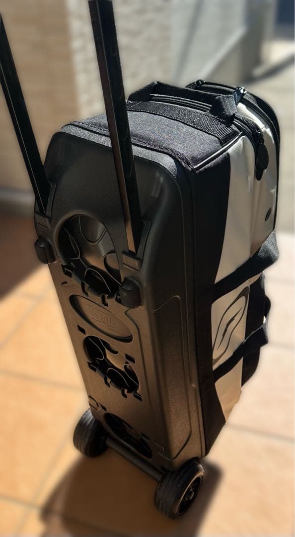 26年モデル　STORM ボウリング 3ボールバッグ スリム クリームブラック