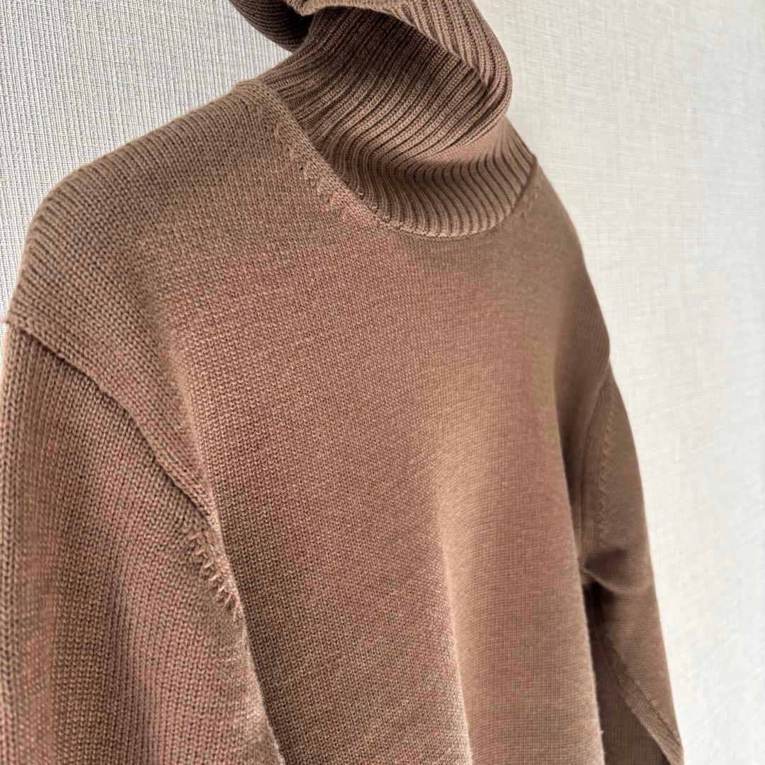 新品TOMORROWLAND tricot メリノウール タートルネックニット