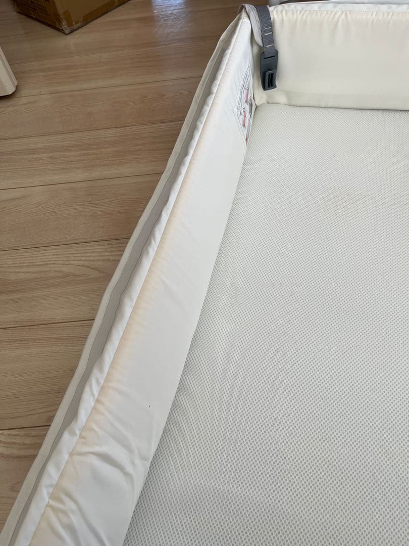 【12/16まで】Aprica　ココネルエアーAB　グレーベアー　ベビーベッド