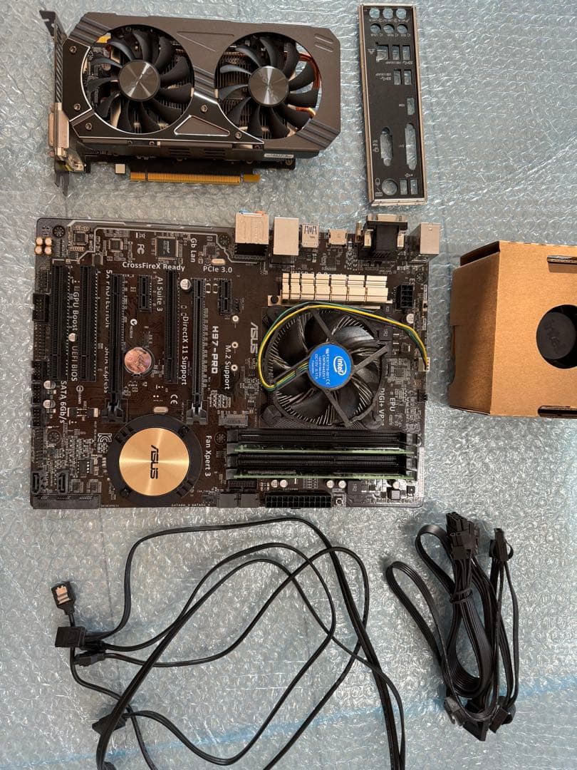 自作パソコンパーツセット CPU マザーボード グラフィックカード メモリー