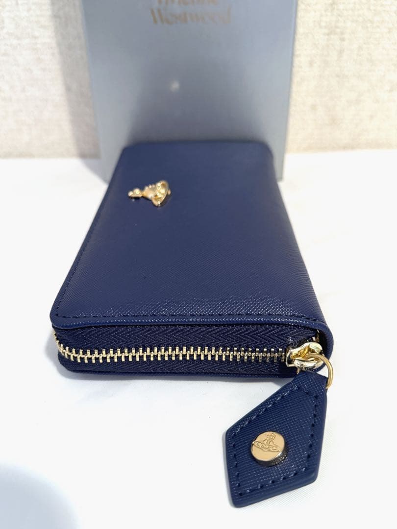【新品未使用】Vivienne Westwood 長財布 ネイビー 大人気