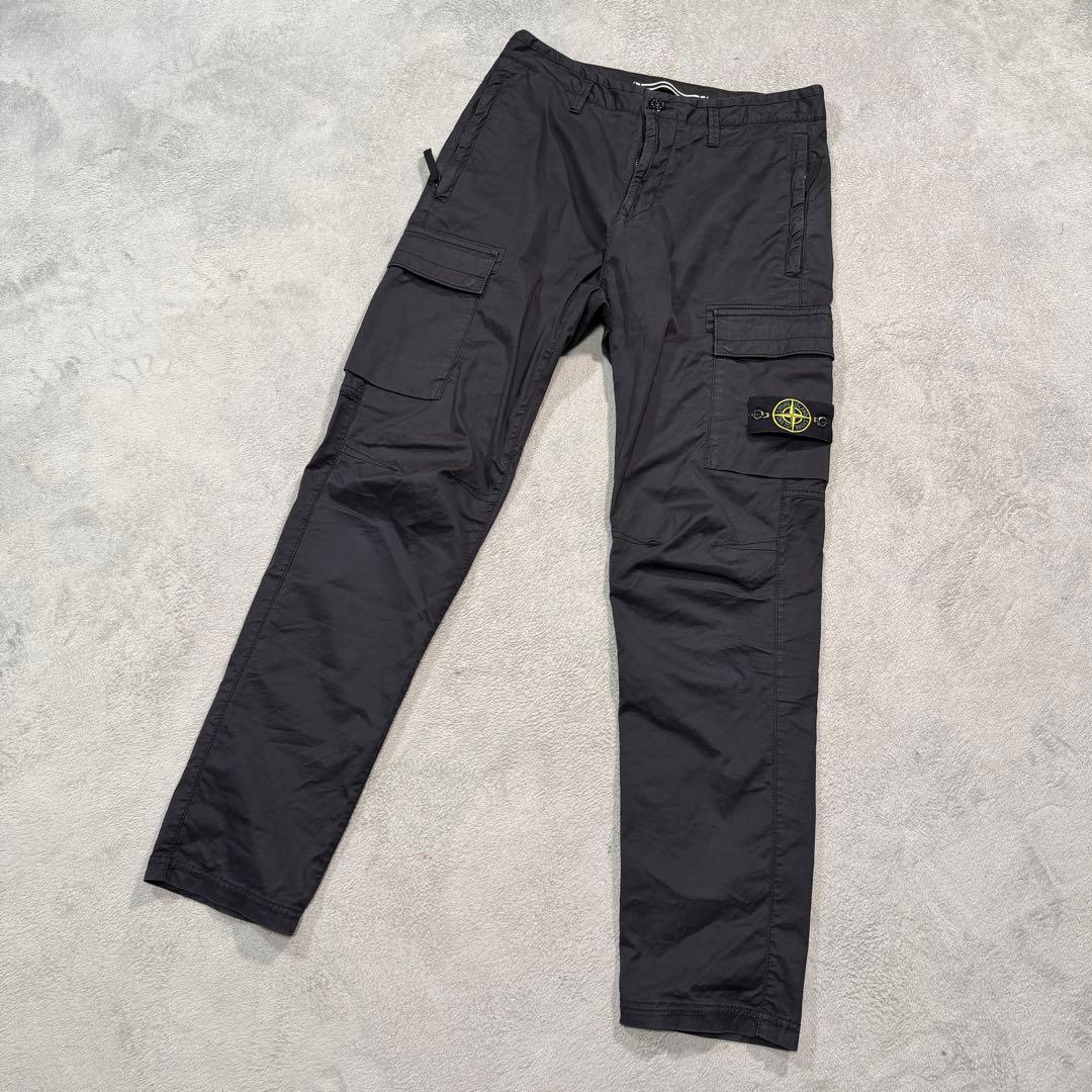 ストーンアイランド　29サイズ　カーゴパンツ　ブラック 761530419