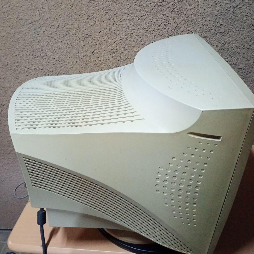 16013 SOTEC ソーテック CRTモニター ホワイト CF17R2