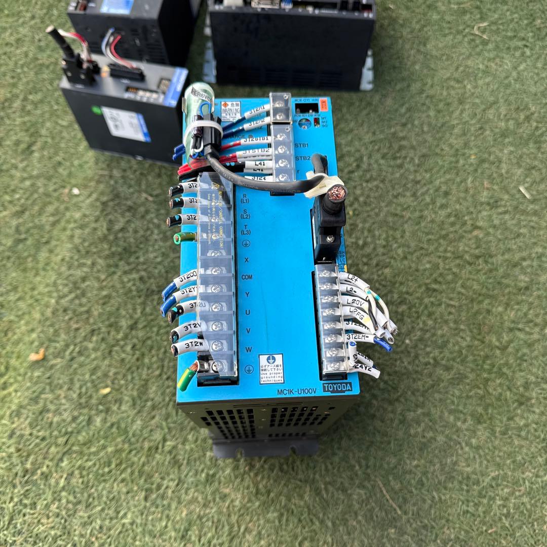 豊田 MC1K-U100V モーションコントローラー、サーボアンプ、山陽電機