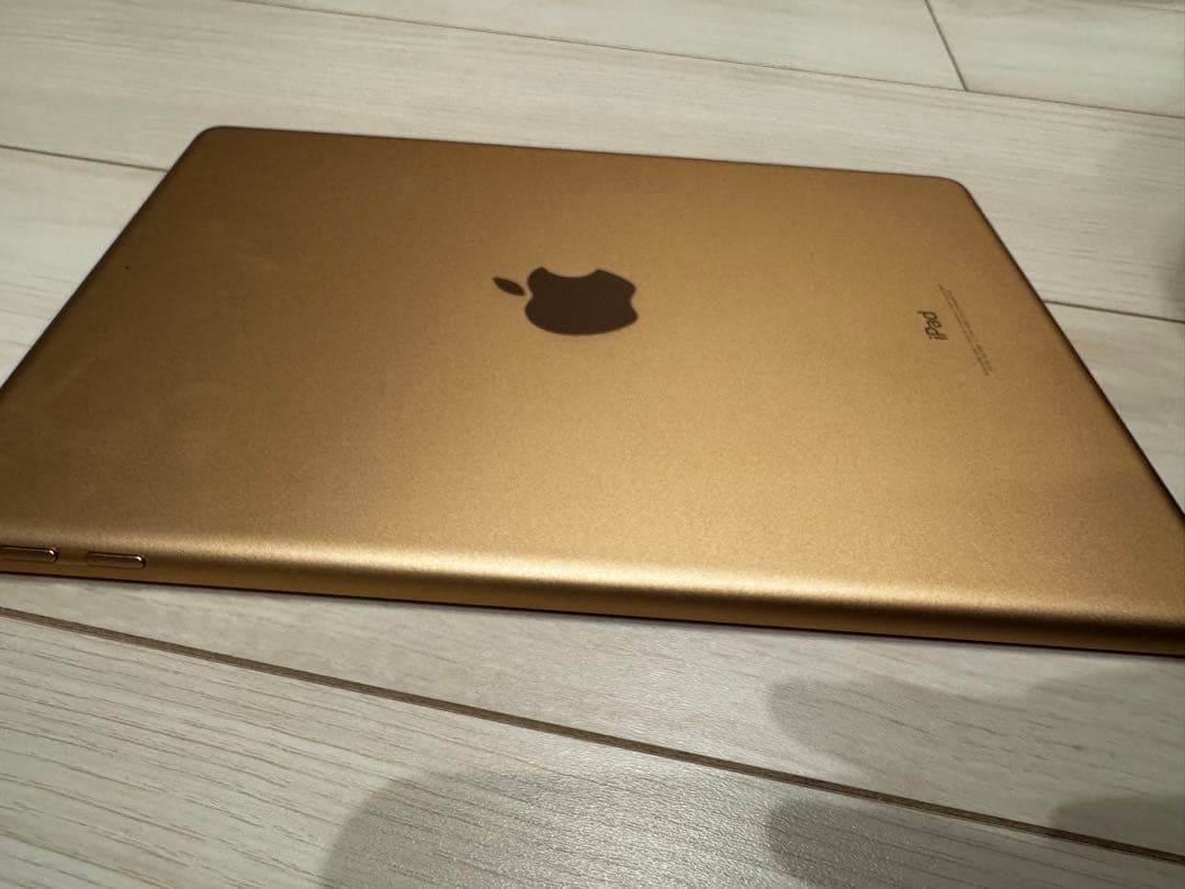 Apple iPad (第6世代）128GB MRJP2J/A ピンクゴールド