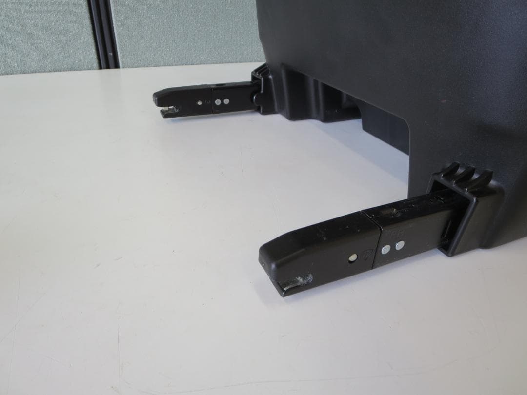 ❤︎エールベベ・クルット4i リラクシーISOFIXトイザらス、ベビーザらス