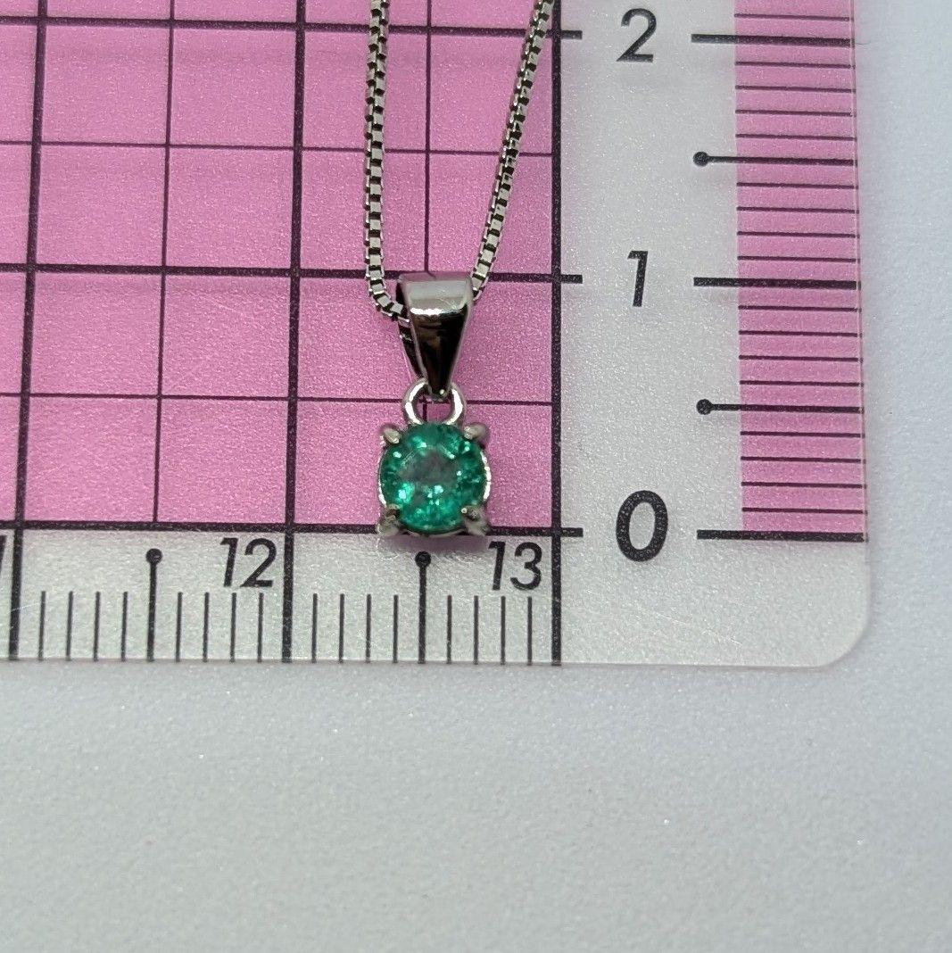 あ*ん様 エメラルド　シルバー925 ネックレス