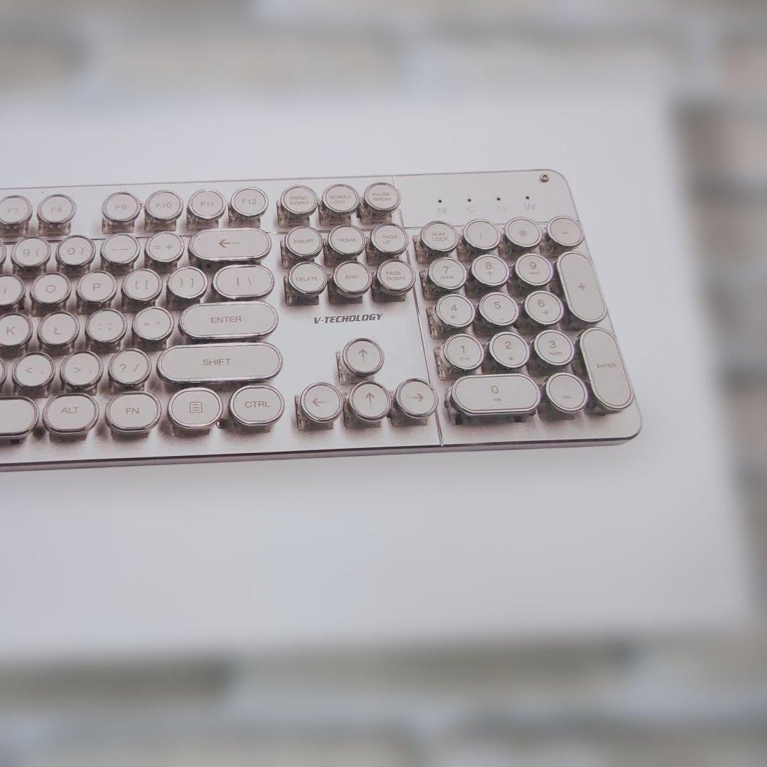 【美品】V-TECHNOLOGY メタルメカニカルキーボード