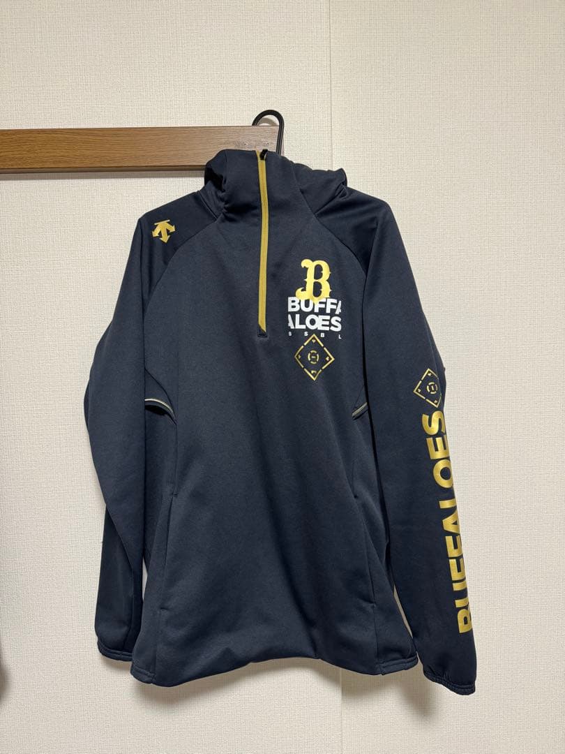超美品　オリックスバファローズ　オーセンティックプルオーバーフーディー　Oサイズ