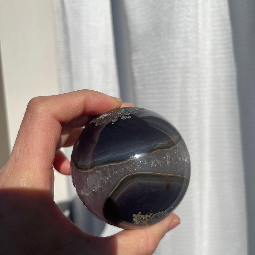 【天然石】レア★瑪瑙 メノウ アメジスト共生 笑口　龍穴　スフィア　丸玉