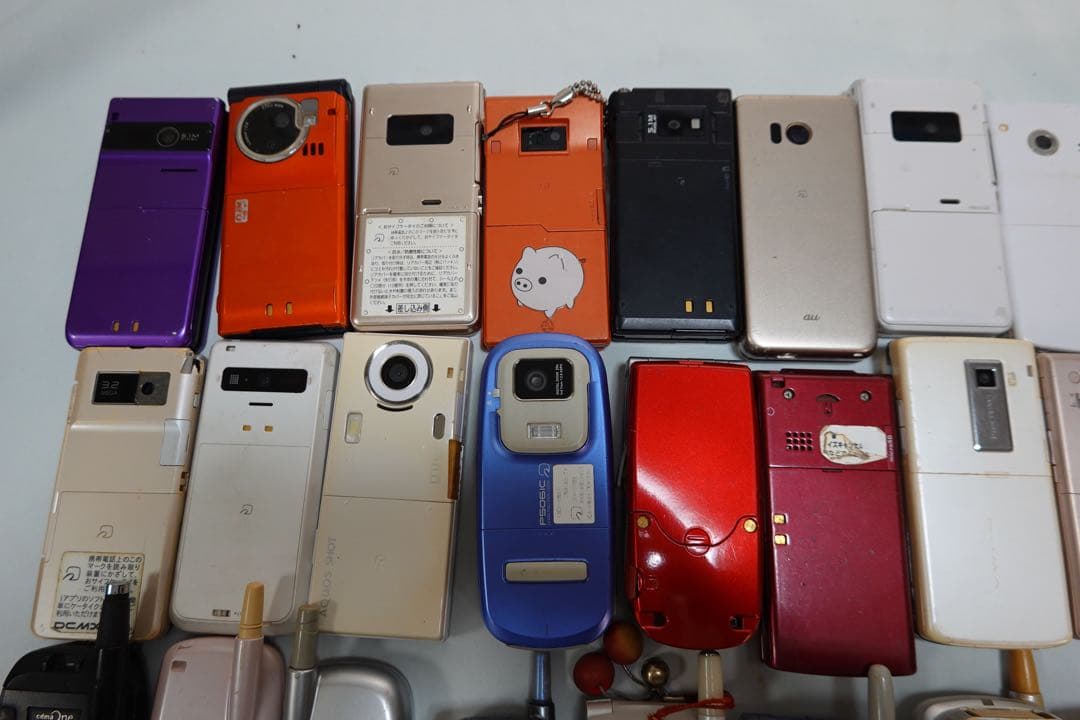 ガラケー63種 ジャンク扱い