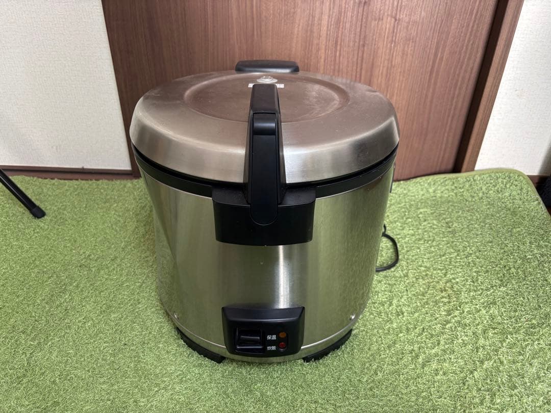 【業務用炊飯器】3.6L TIGER ステンレス製 保温機能付き ヘコみ有