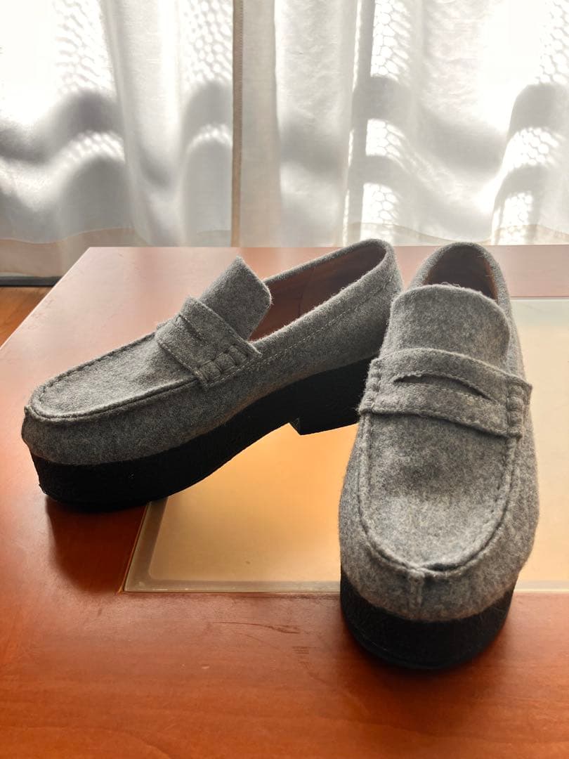 【レア美品】CÉLINE グレー 厚底ローファー