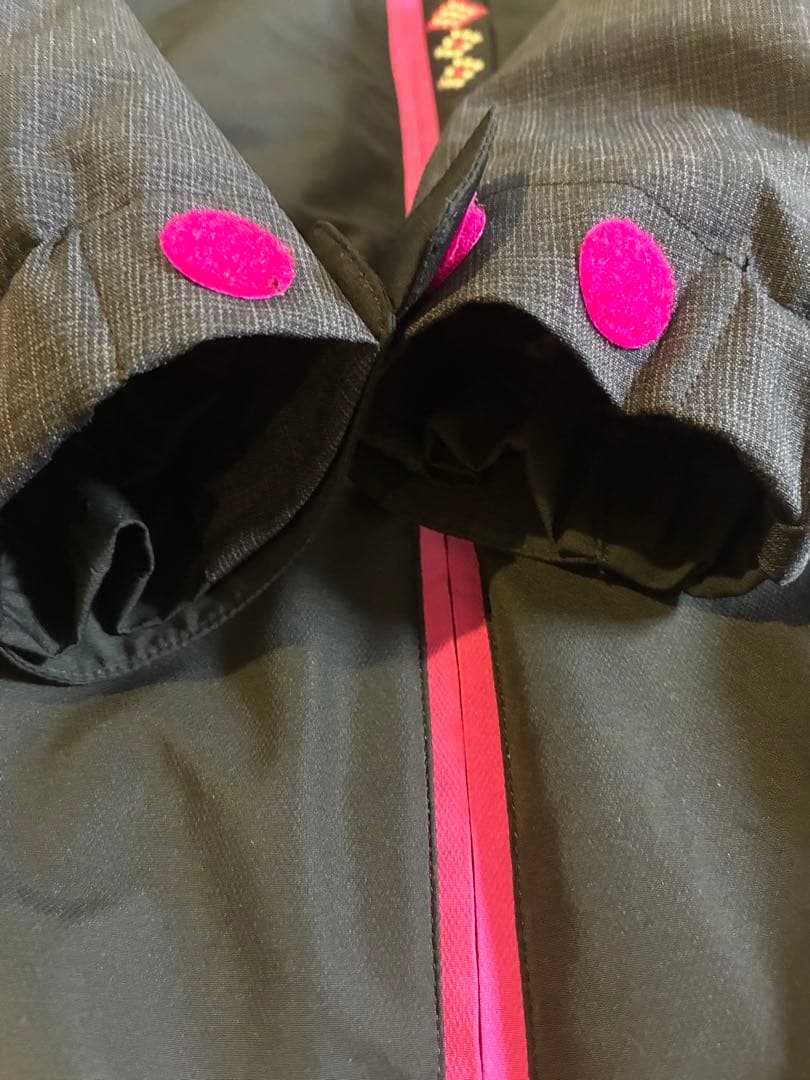 【美品】DESCENTE デサント スキーウェア 上下セット L 刺繍ロゴピンク