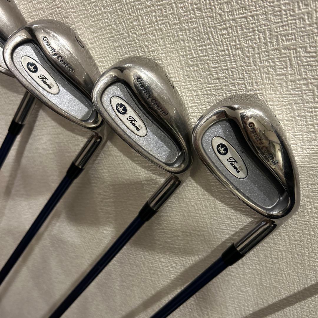 Tiara EXレディースL 9本　右利き　ウィルソン　ゴルフセット