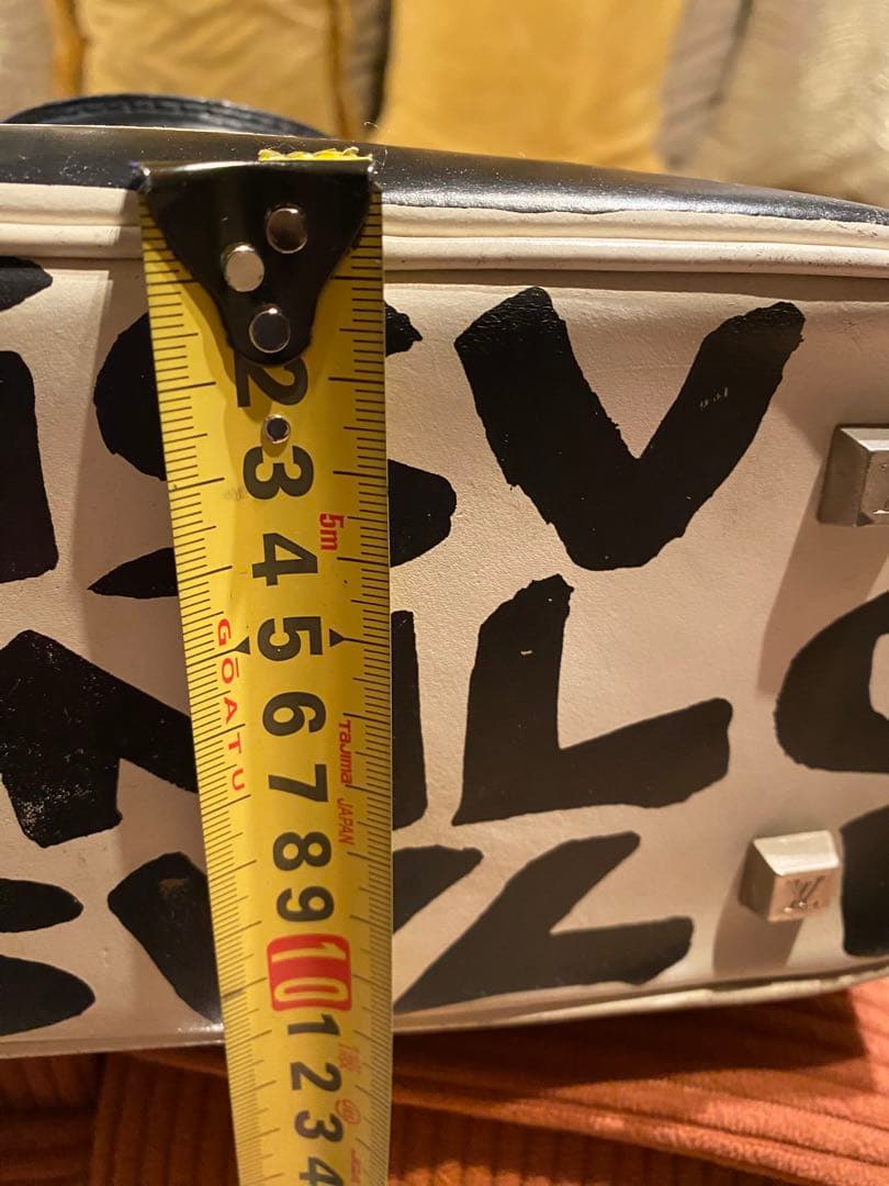 Louis Vuitton グラフィティ ハンドバッグ