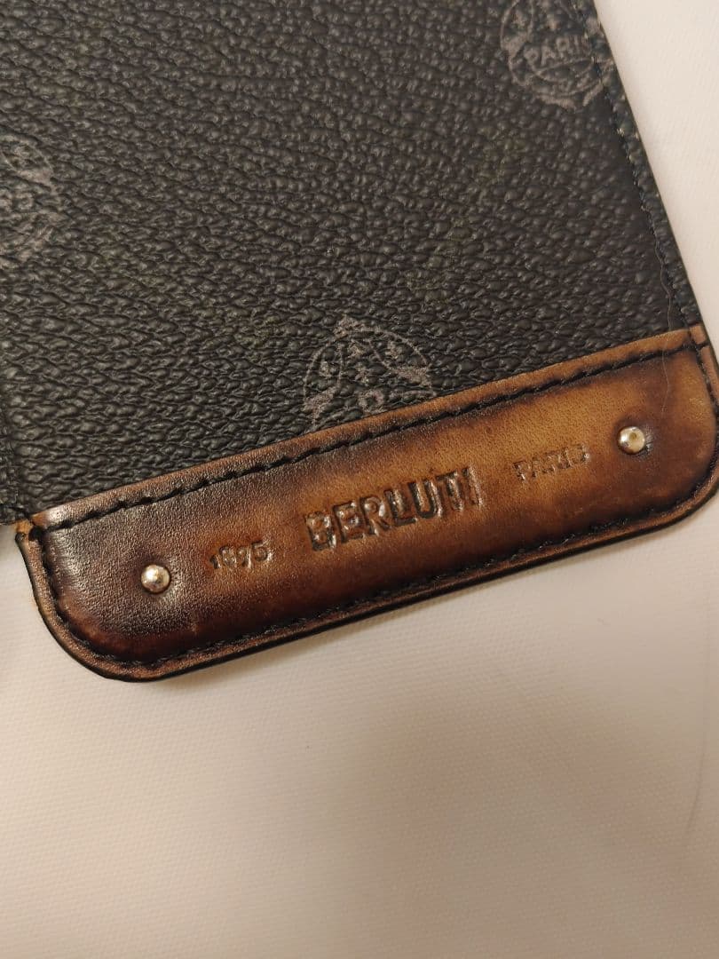 【希少　美品】Berluti iPhone12 / 12 Pro ケース 手帳型