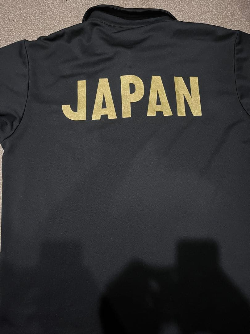 ASICS ブラックポロシャツ JAPAN