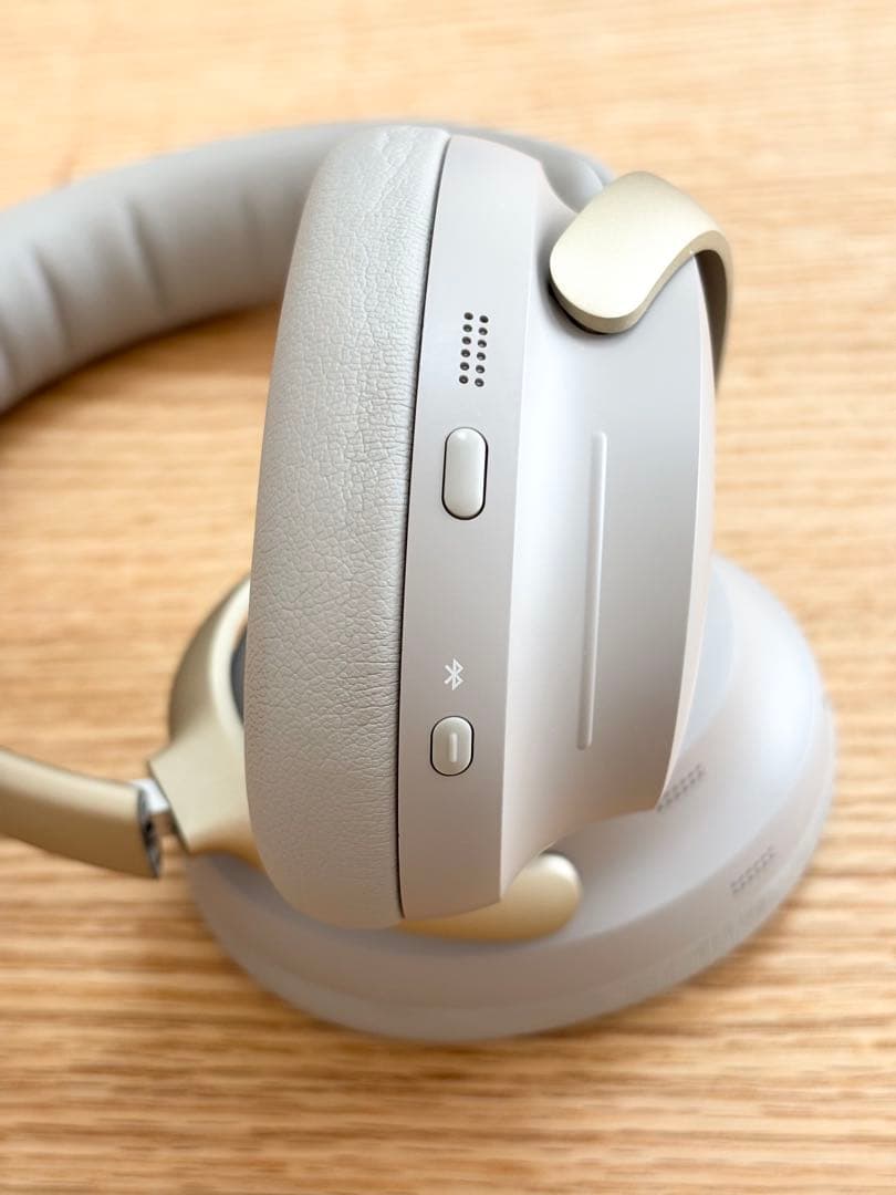 Bose Quiet Comfort Ultra Headphones 限定色