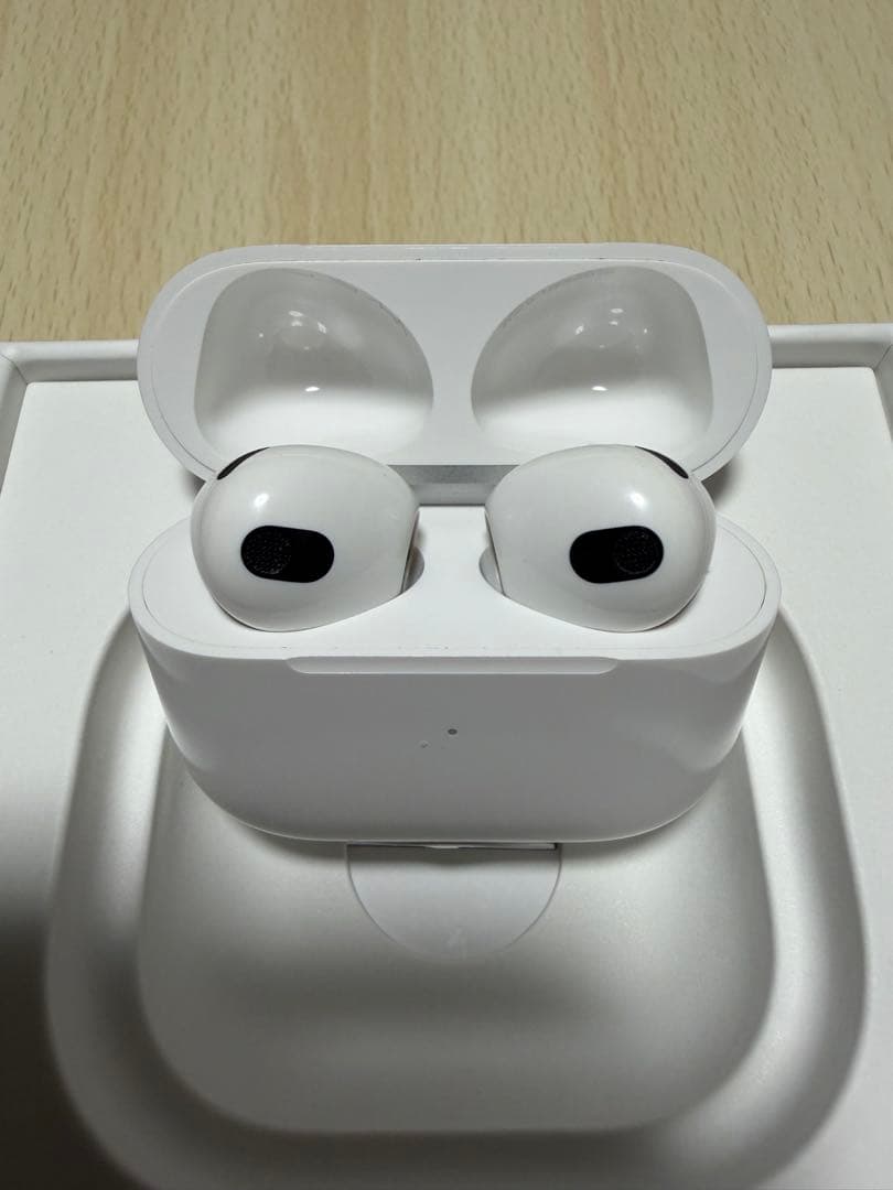 【値下げしました】Apple AirPods(第3世代) MagSafe対応