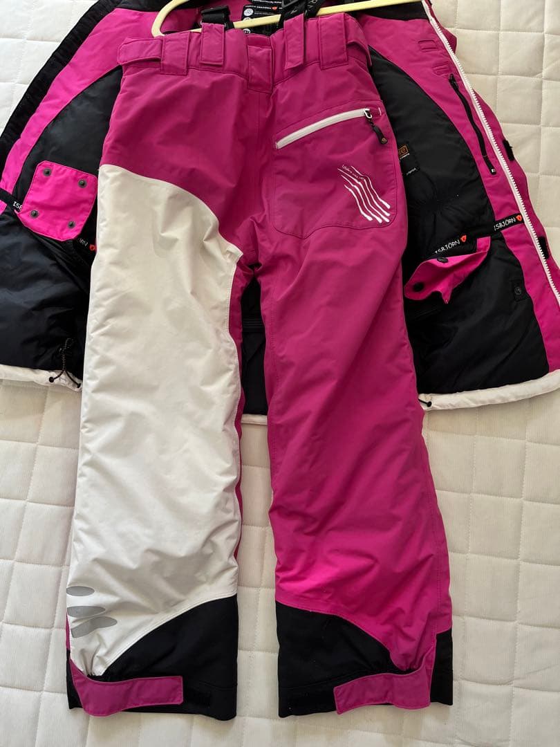 イスビョンスキーウェア