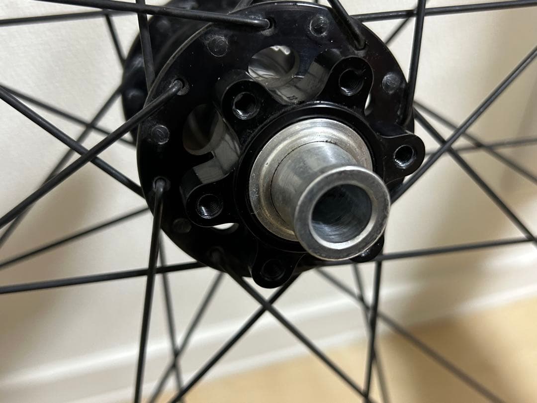 魔*進様 White industries ハブ　MAXXIS ホイール　26