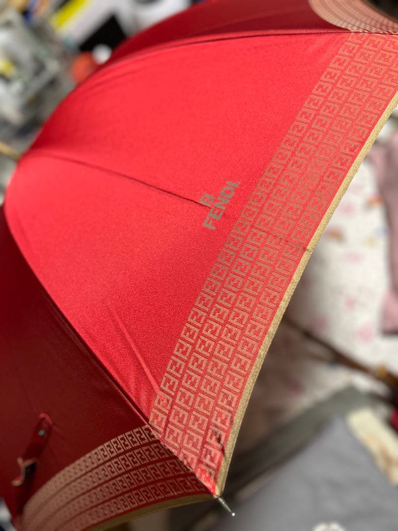 ⭐️新品未使用FENDI ロゴ入り レッド 長傘