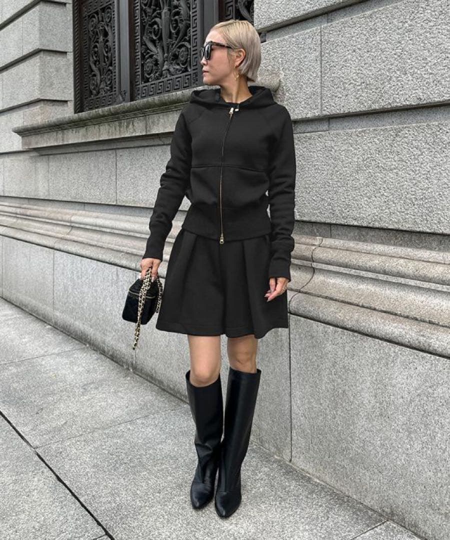 【極美品】JENNEジェンヌ 日本製美ラインストレッチキュロット