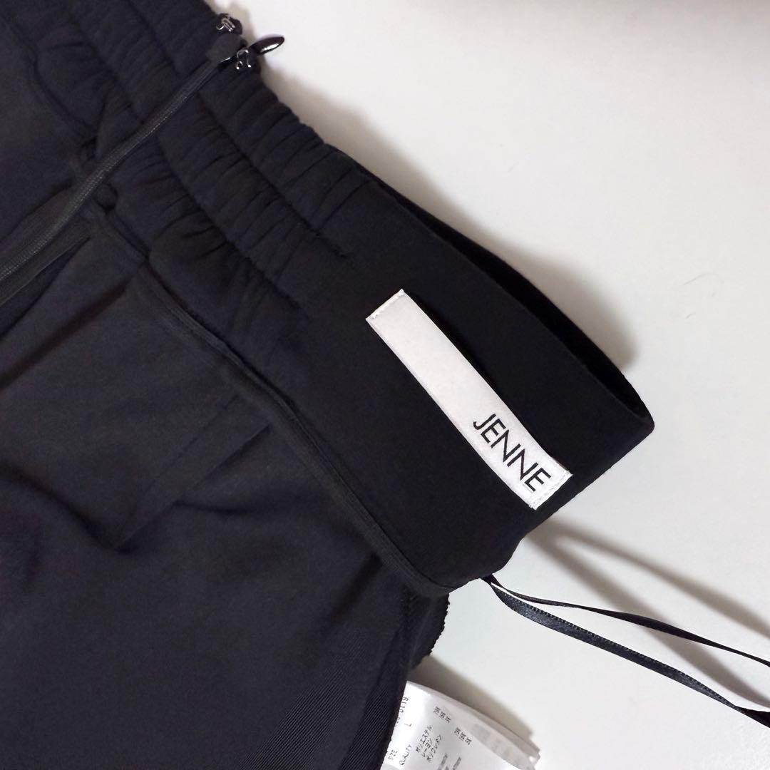 【極美品】JENNEジェンヌ 日本製美ラインストレッチキュロット