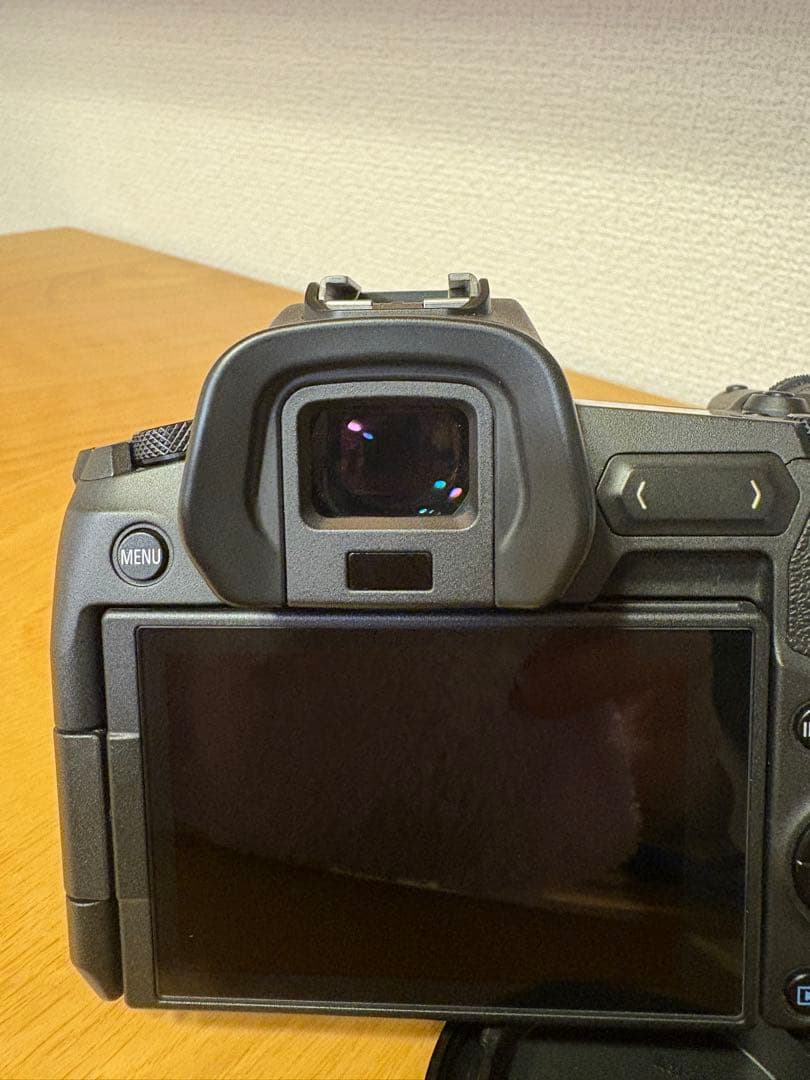 Canon EOS R ミラーレス一眼カメラ