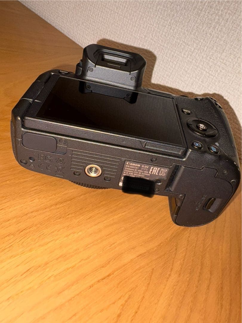 Canon EOS R ミラーレス一眼カメラ