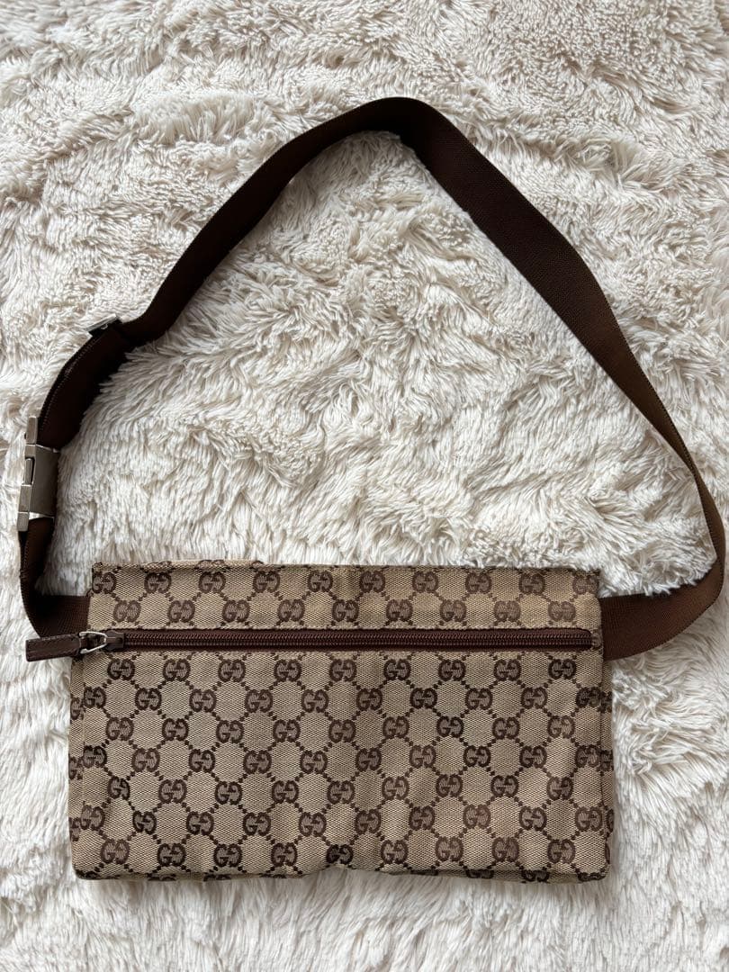 GUCCI ウエストポーチ　GGキャンバス